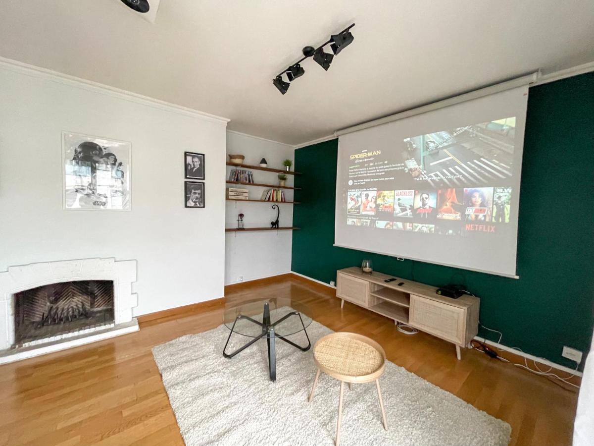 Cinéma T3 Disney+ Balcon Hyper-centre Amiens Extérieur photo